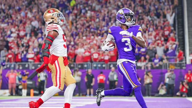 Los 49ers cayeron 22 a 17 ante los Vikings el lunes por la noche